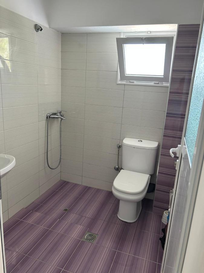 Eri Rooms Sarandë Exteriör bild