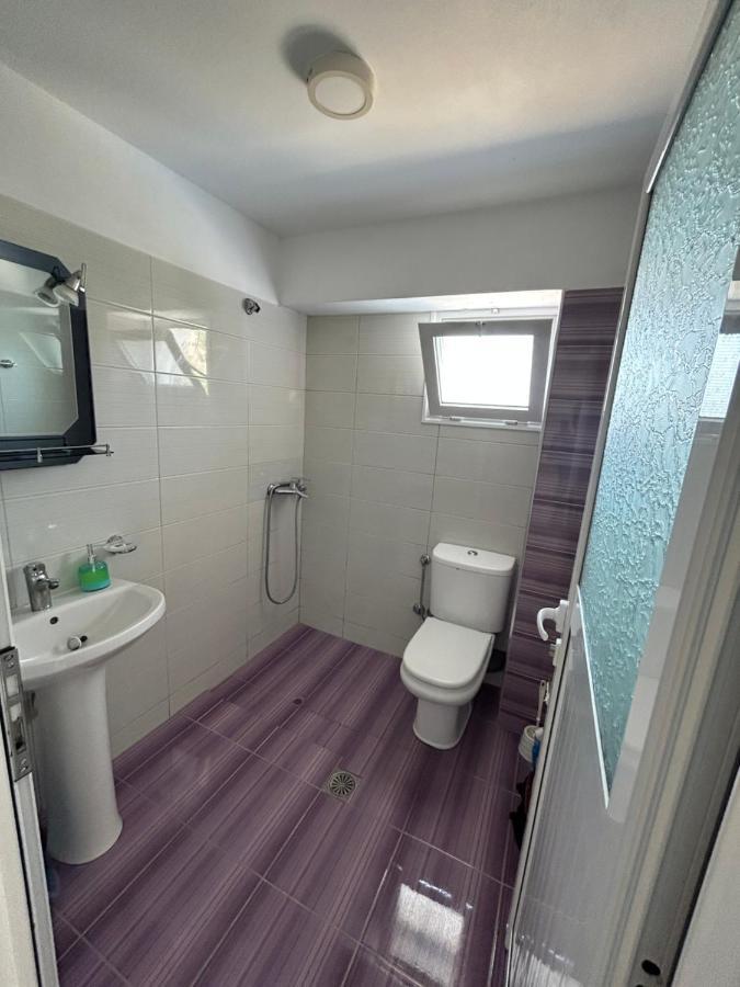 Eri Rooms Sarandë Exteriör bild
