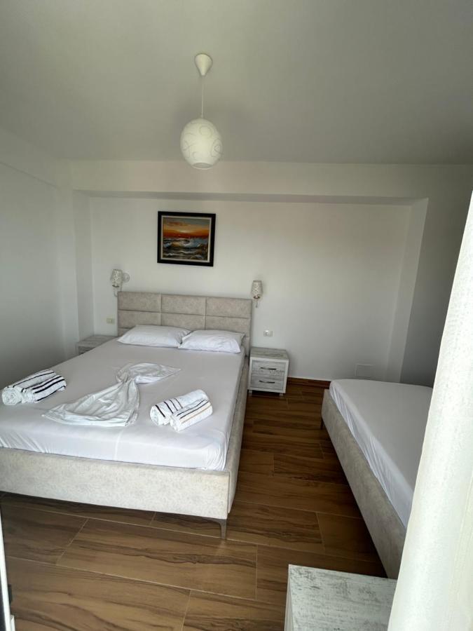 Eri Rooms Sarandë Exteriör bild