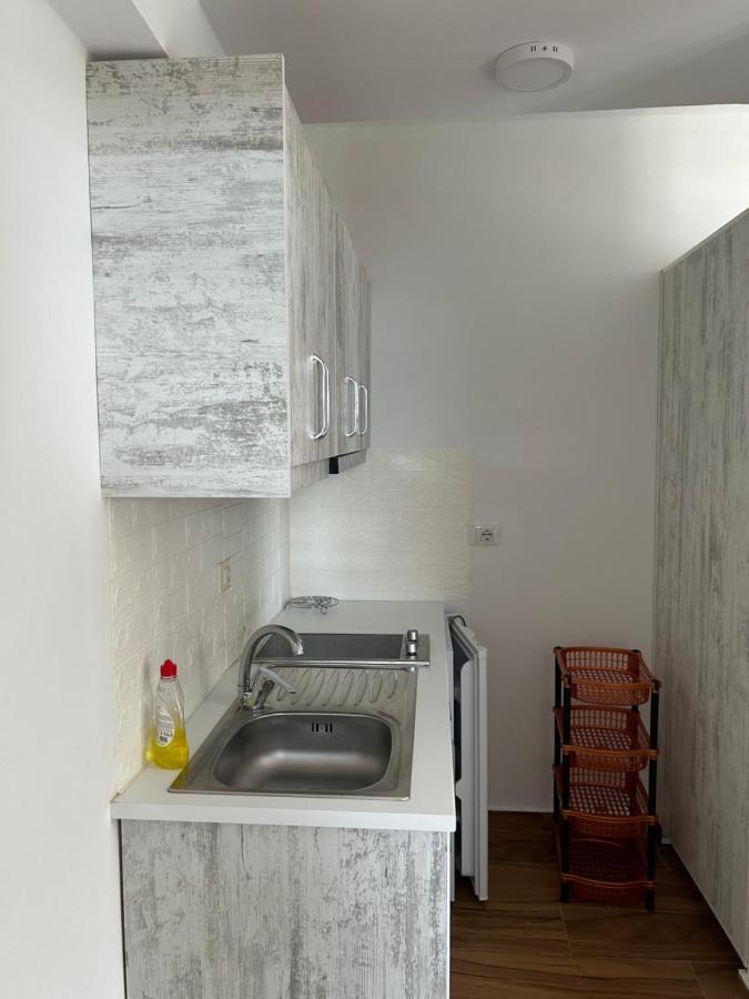 Eri Rooms Sarandë Exteriör bild
