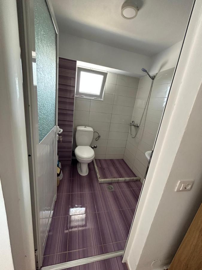 Eri Rooms Sarandë Exteriör bild
