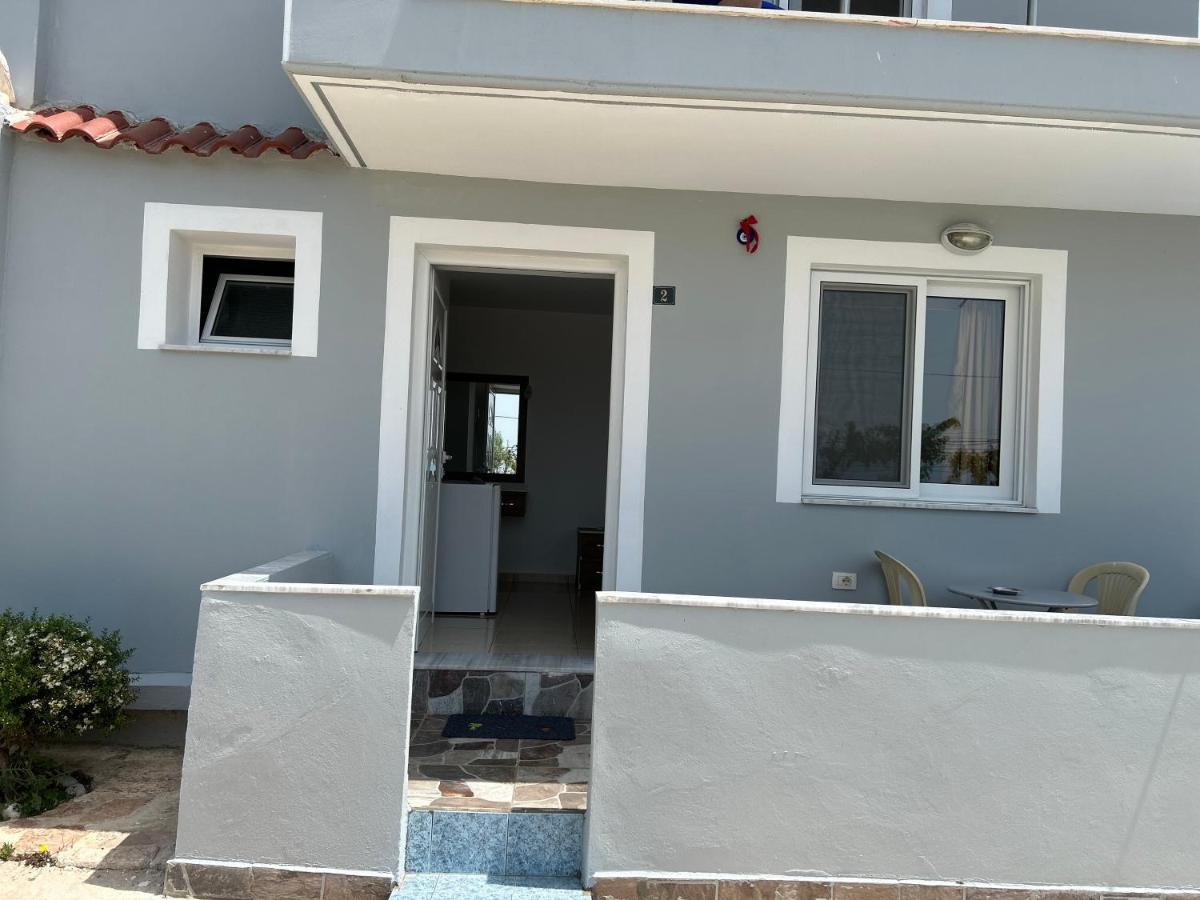 Eri Rooms Sarandë Exteriör bild