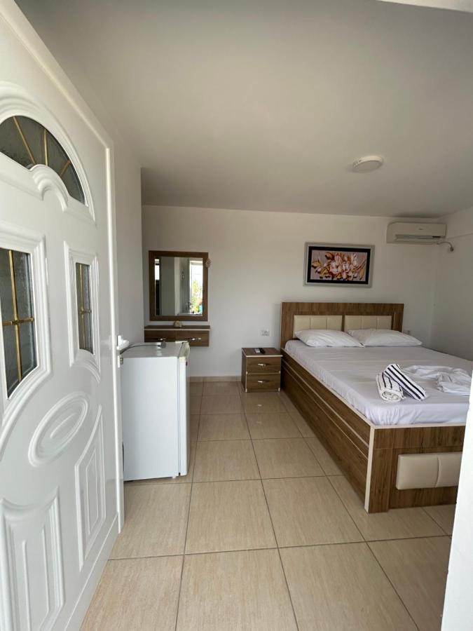 Eri Rooms Sarandë Exteriör bild