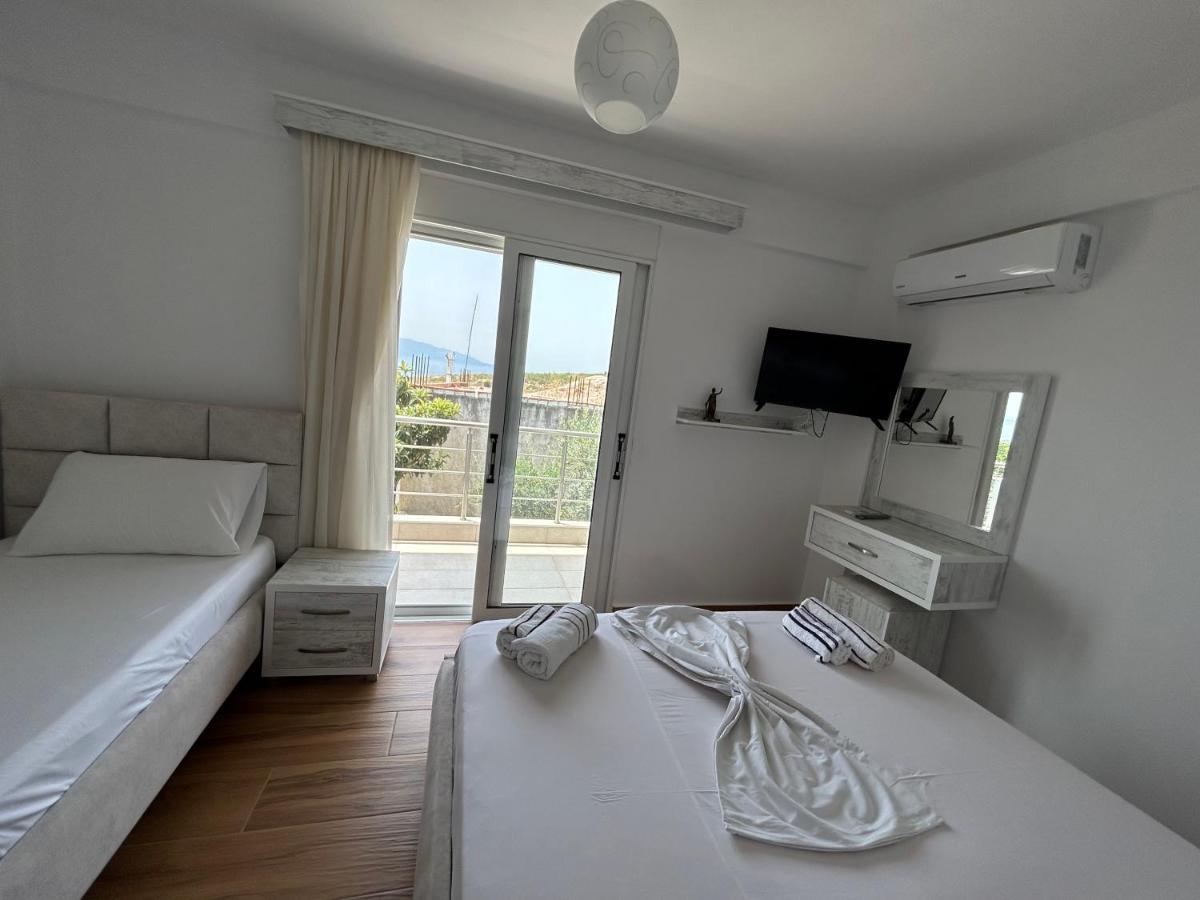 Eri Rooms Sarandë Exteriör bild