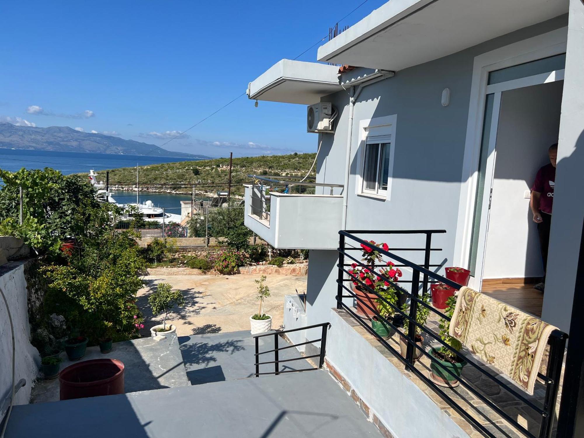 Eri Rooms Sarandë Exteriör bild